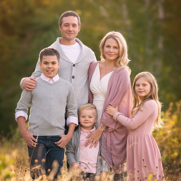 Meet your Posher, Ashley - Picture 1 of 1